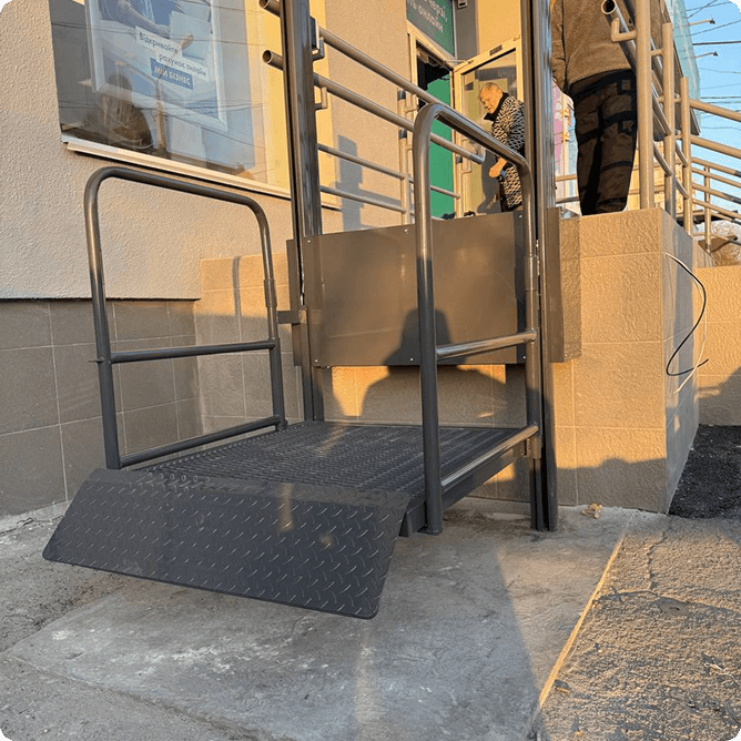 Вертикальний підйомник